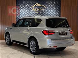Infiniti QX80
